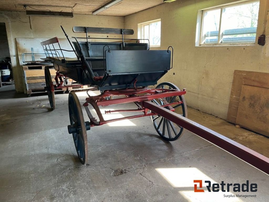 Sonstige Transporttechnik des Typs Sonstige Oldtimer 14 pers. Char-a-banc Hestevogn, Gebrauchtmaschine in Rødovre (Bild 1)