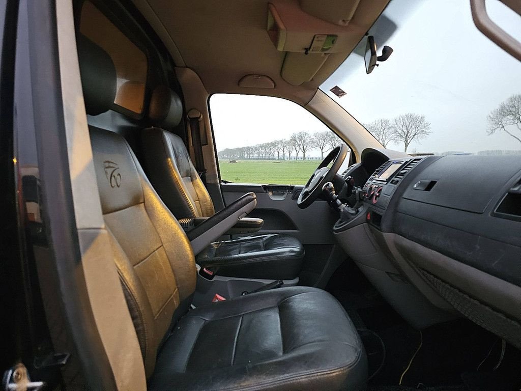 Sonstige Transporttechnik des Typs Volkswagen Transporter 2.5 TDI L2H1 174Pk Trekhaak!, Gebrauchtmaschine in Vuren (Bild 8)