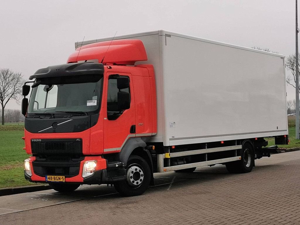 Sonstige Transporttechnik типа Volvo FL 210.12 taillift airco, Gebrauchtmaschine в Vuren (Фотография 2)