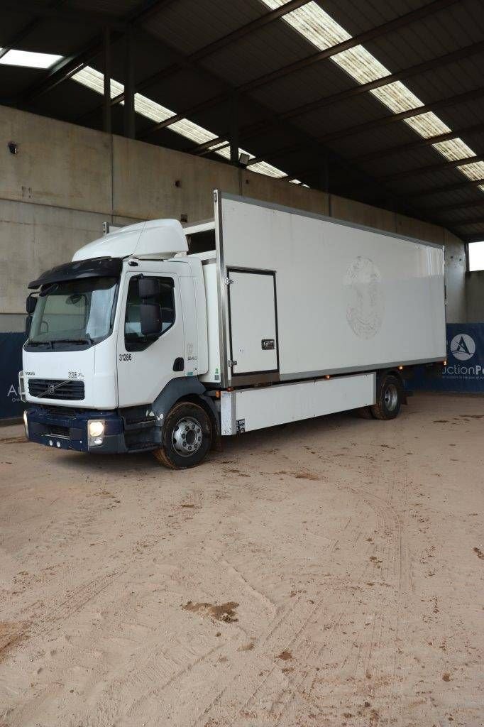 Sonstige Transporttechnik of the type Volvo FL 240, Gebrauchtmaschine in Antwerpen (Picture 10)