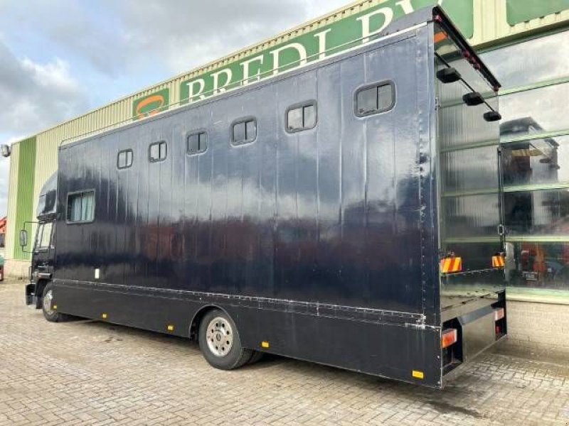 Sonstige Transporttechnik a típus Volvo FL 6 4x2 140 Pferdetransporter, Gebrauchtmaschine ekkor: Roosendaal (Kép 3)