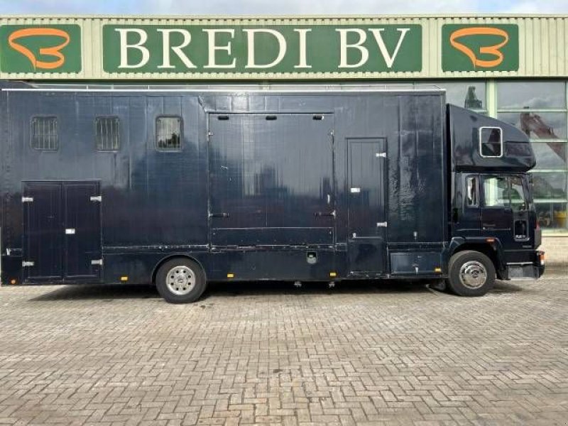 Sonstige Transporttechnik du type Volvo FL 6 4x2 140 Pferdetransporter, Gebrauchtmaschine en Roosendaal (Photo 5)