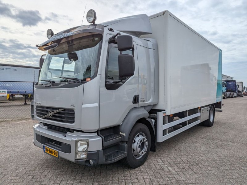 Sonstige Transporttechnik tipa Volvo FL280 4x2 SleepCab 16T Euro5 - 6CIL - 5.60m GeslotenBak + Laadkl, Gebrauchtmaschine u Oud Gastel (Slika 1)