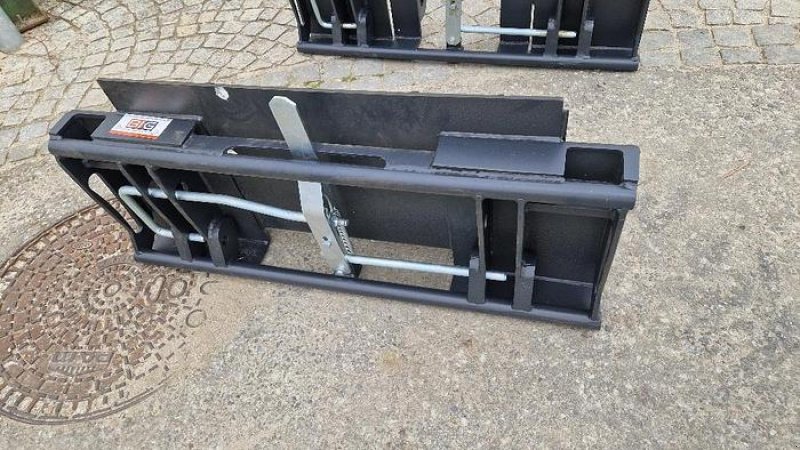 Sonstiger Baggerzubehör typu Big Dutchman Bobcat 90 cm Adapter mit Euro Aufnahme, Neumaschine v Brunn an der Wild (Obrázok 1)