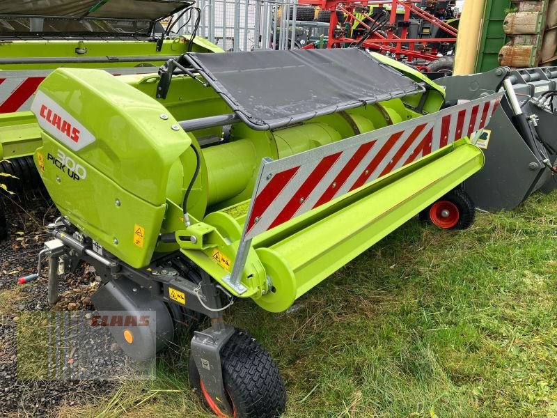 Sonstiges Feldhäckslerzubehör типа CLAAS PICK UP 300 PROFI, Vorführmaschine в Altenstadt a.d. Waldnaab (Фотография 1)