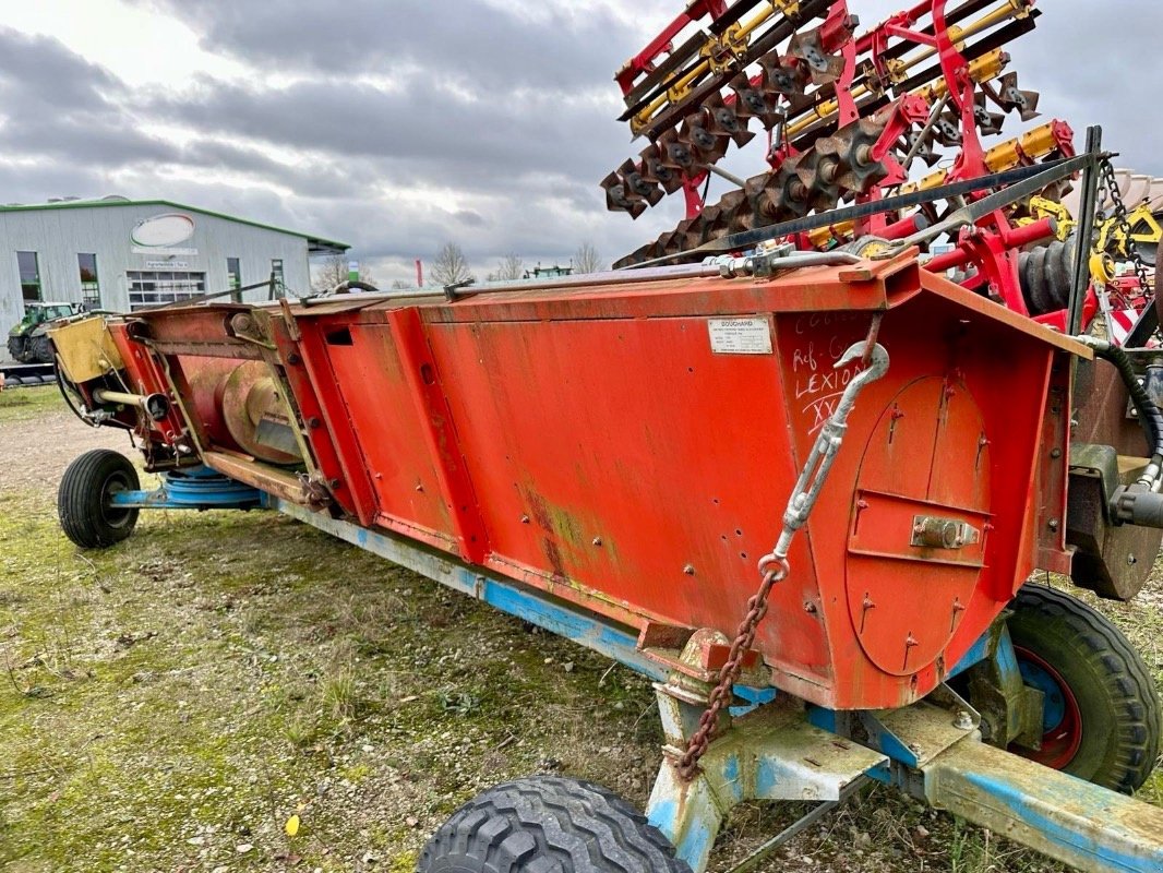 Sonstiges Mähdrescherzubehör Türe ait Bouchard Pickup 6m mit Wagen, Gebrauchtmaschine içinde Liebenwalde (resim 4)