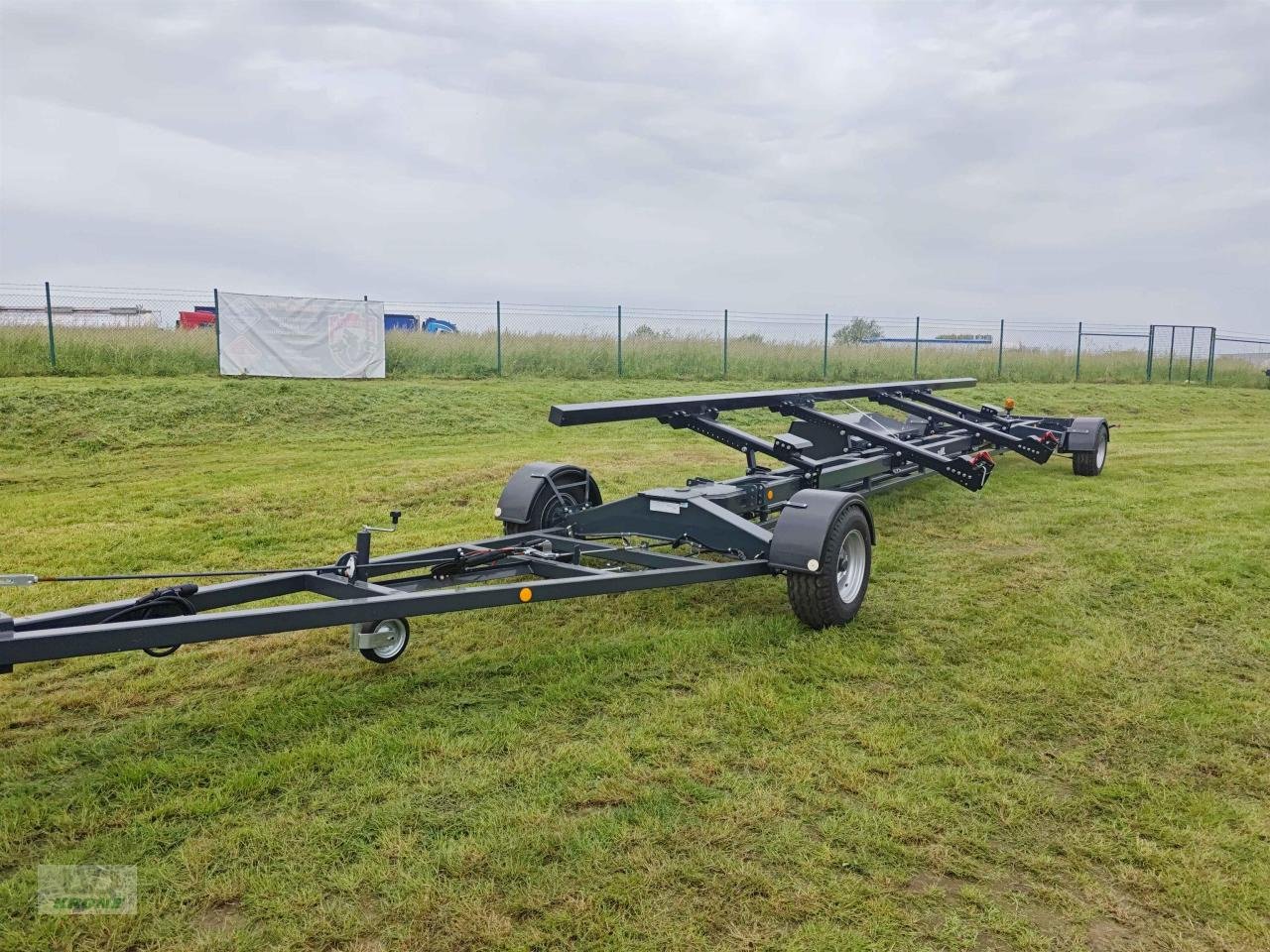 Sonstiges Mähdrescherzubehör van het type Tam Leguan Quattro ML 30ft, Gebrauchtmaschine in Zorbau (Foto 9)