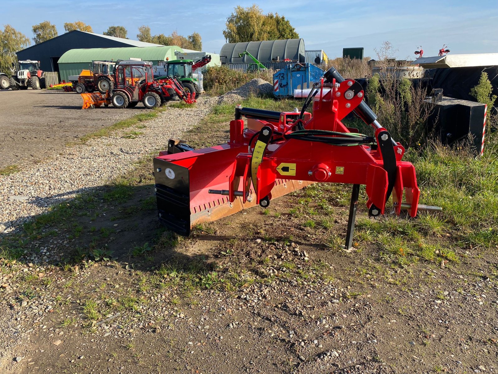 Sonstiges Straßenbau des Typs Fransgard GT-275 DKH, Neumaschine in Klempau (Bild 3)