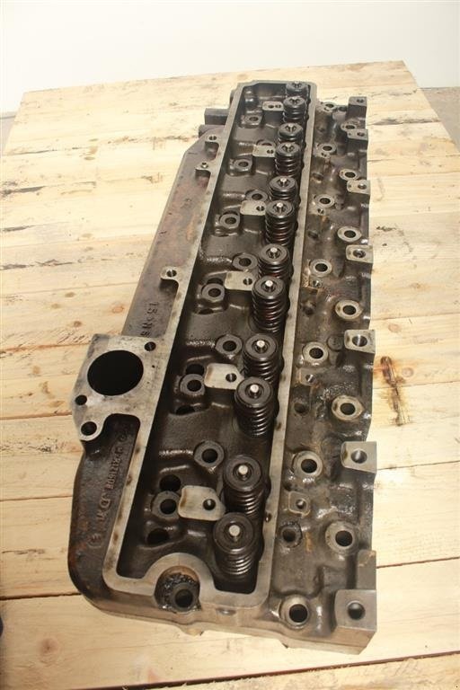 Sonstiges Traktorzubehör of the type CLAAS Ares 697ATZ Topstykke / Cylinder Head, Gebrauchtmaschine in Viborg (Picture 4)