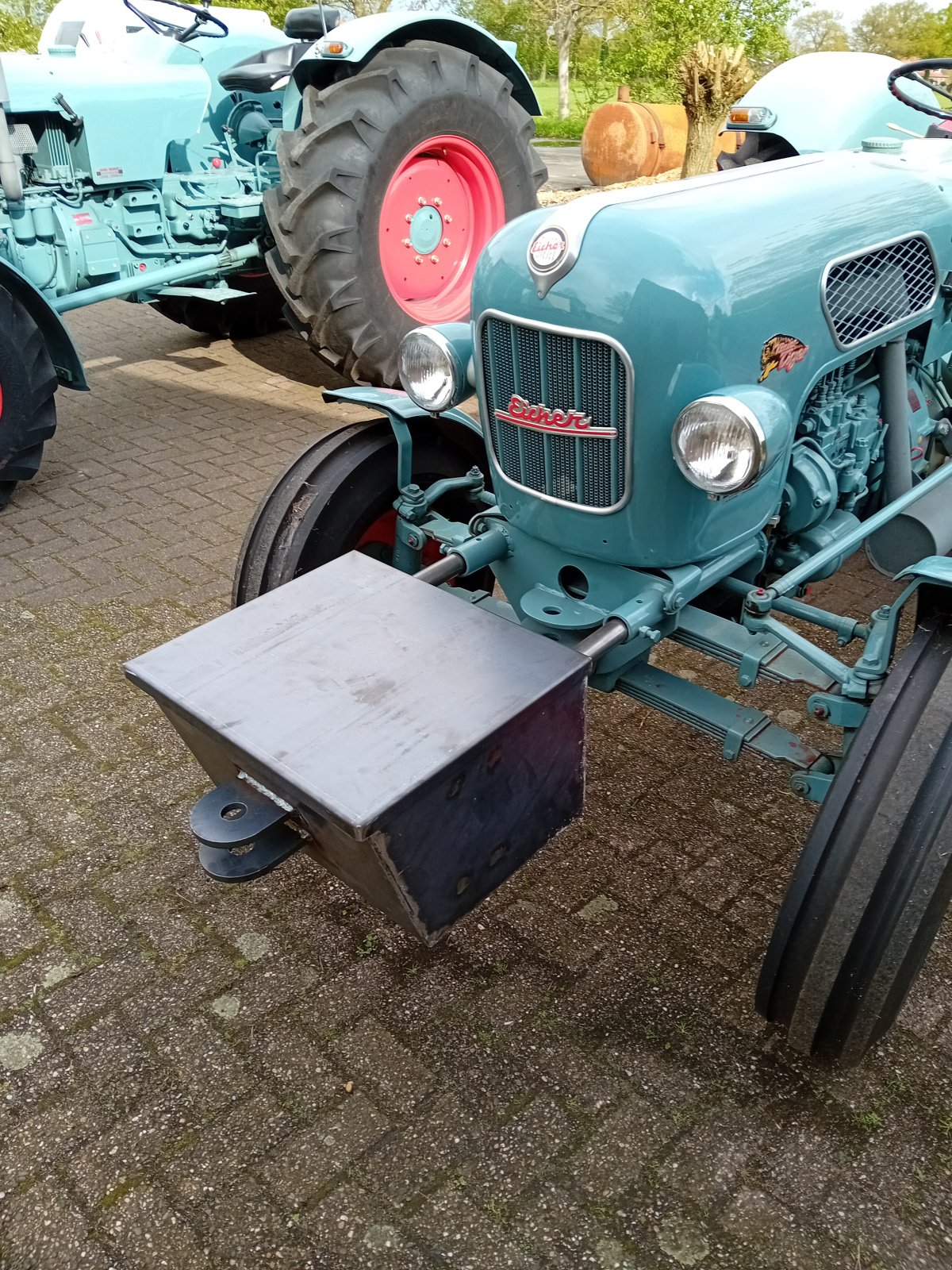 Sonstiges Traktorzubehör van het type Eicher Frontkiste Forstkiste, Neumaschine in Borken (Foto 2)