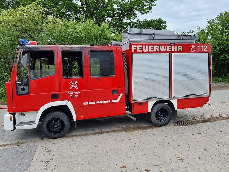 Sonstiges Traktorzubehör Türe ait Iveco Aus Feuerwehrauto 100kw, Gebrauchtmaschine içinde Honigsee (resim 10)