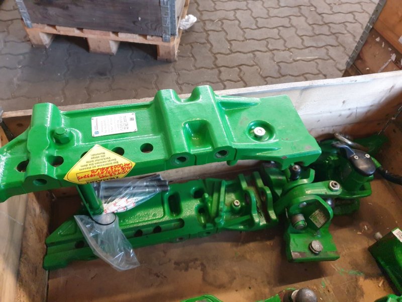 Sonstiges Traktorzubehör van het type John Deere 3-IN-1 ANHÄNGEBOCK, Gebrauchtmaschine in Sittensen (Foto 1)