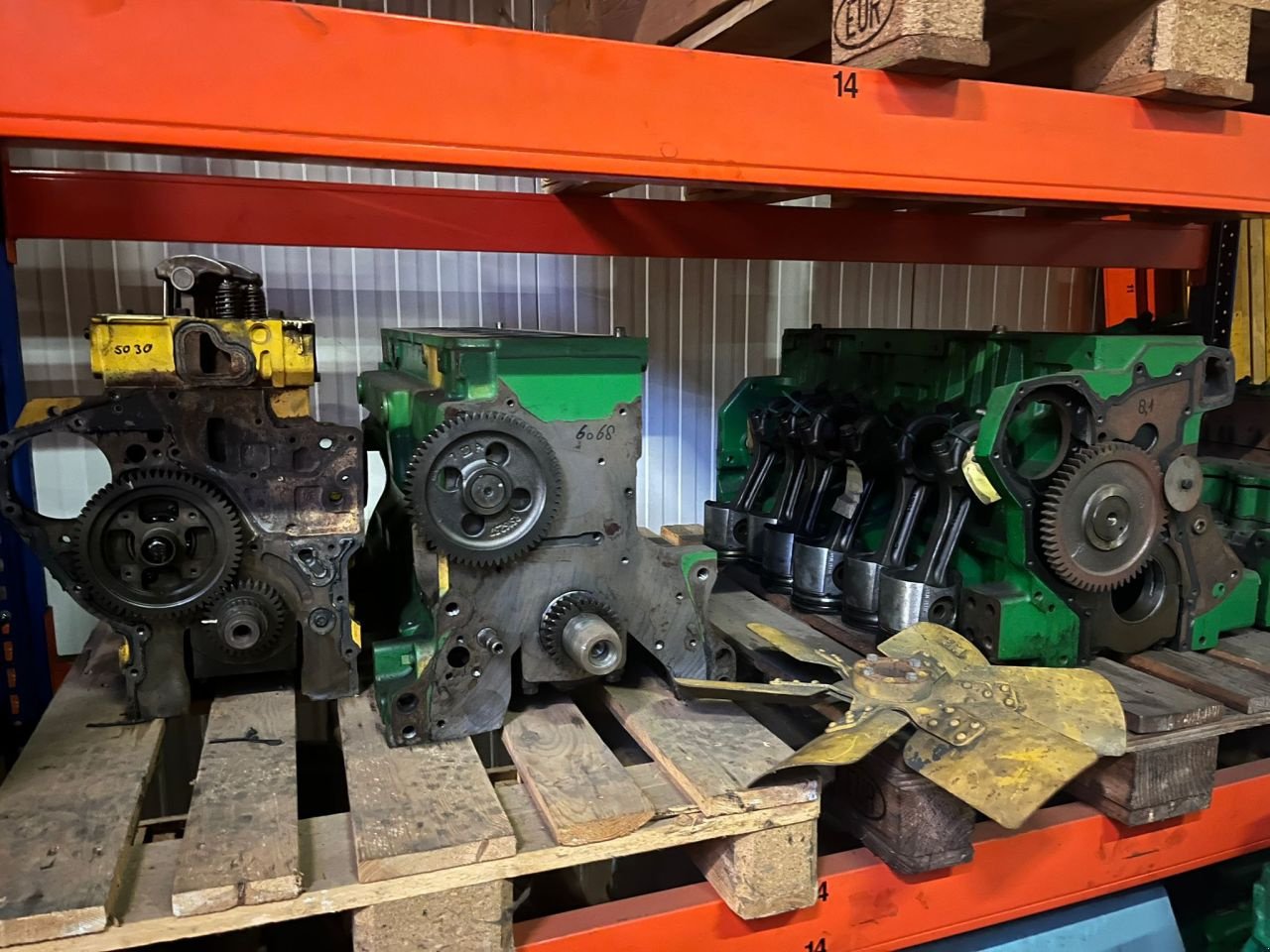 Sonstiges Traktorzubehör του τύπου John Deere 5030 / 6068 / 6081 motorblokken, Gebrauchtmaschine σε Baarle-Nassau (Φωτογραφία 1)