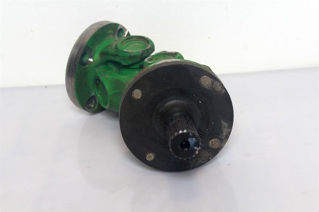 Sonstiges Traktorzubehör του τύπου John Deere 7530 Kardanaksel Motor / Drive Shaft, Gebrauchtmaschine σε Viborg (Φωτογραφία 4)