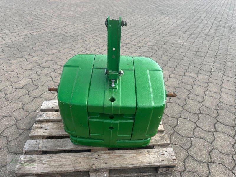 Sonstiges Traktorzubehör типа John Deere Front - / Heckgewicht - BigPack - 900 kg, Gebrauchtmaschine в Coppenbruegge