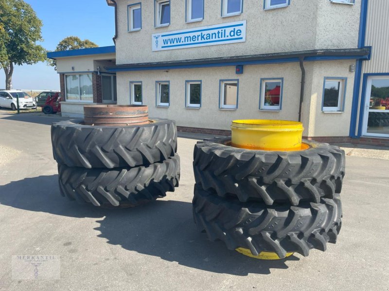 Sonstiges Traktorzubehör Türe ait John Deere Zwillingsbereifung 460/85R34 & 20.8R42, Gebrauchtmaschine içinde Pragsdorf (resim 1)