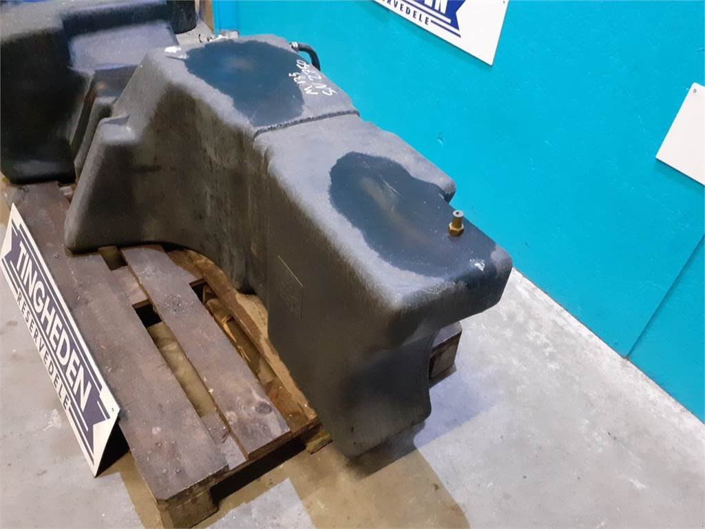 Sonstiges Traktorzubehör tipa New Holland M135, Gebrauchtmaschine u Hemmet (Slika 4)