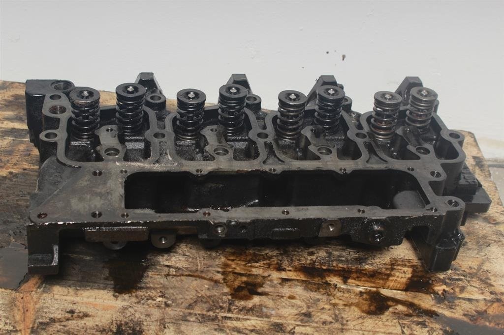 Sonstiges Traktorzubehör of the type New Holland T5050 Topstykke / Cylinder Head, Gebrauchtmaschine in Viborg (Picture 4)