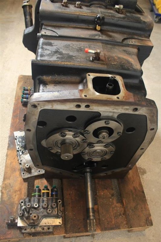 Sonstiges Traktorzubehör za tip New Holland T8050 Gearkasse / Gearbox, Gebrauchtmaschine u Viborg (Slika 4)