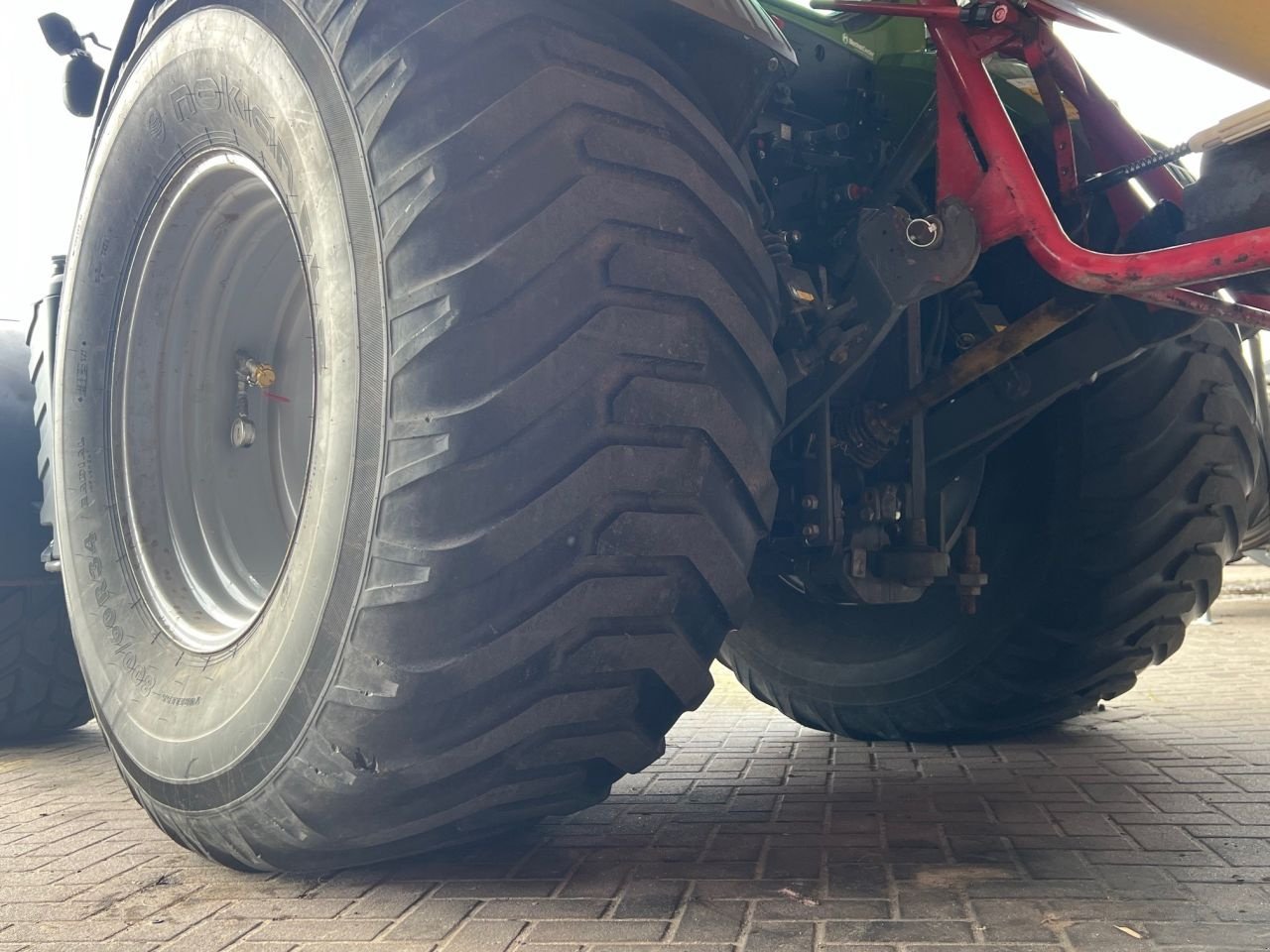 Sonstiges Traktorzubehör des Typs Nokian 800/60R32 en 620/60R26.5, Gebrauchtmaschine in Hardinxveld-Giessendam (Bild 2)