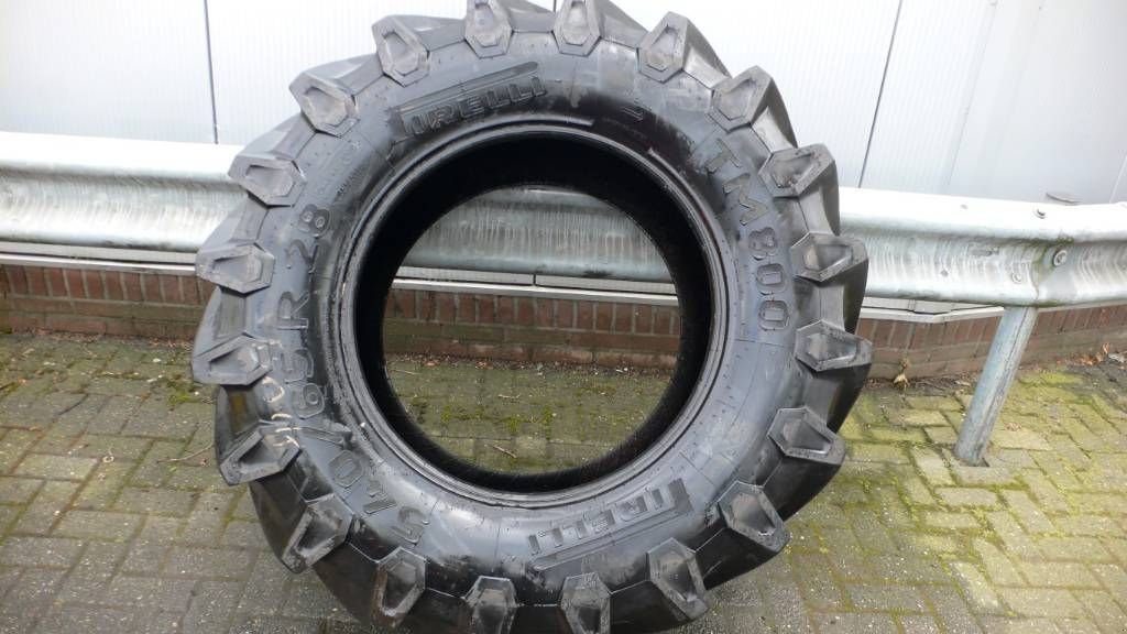 Sonstiges Traktorzubehör a típus Pirelli 540/65 R 28 TM 800, Gebrauchtmaschine ekkor: Borne (Kép 3)