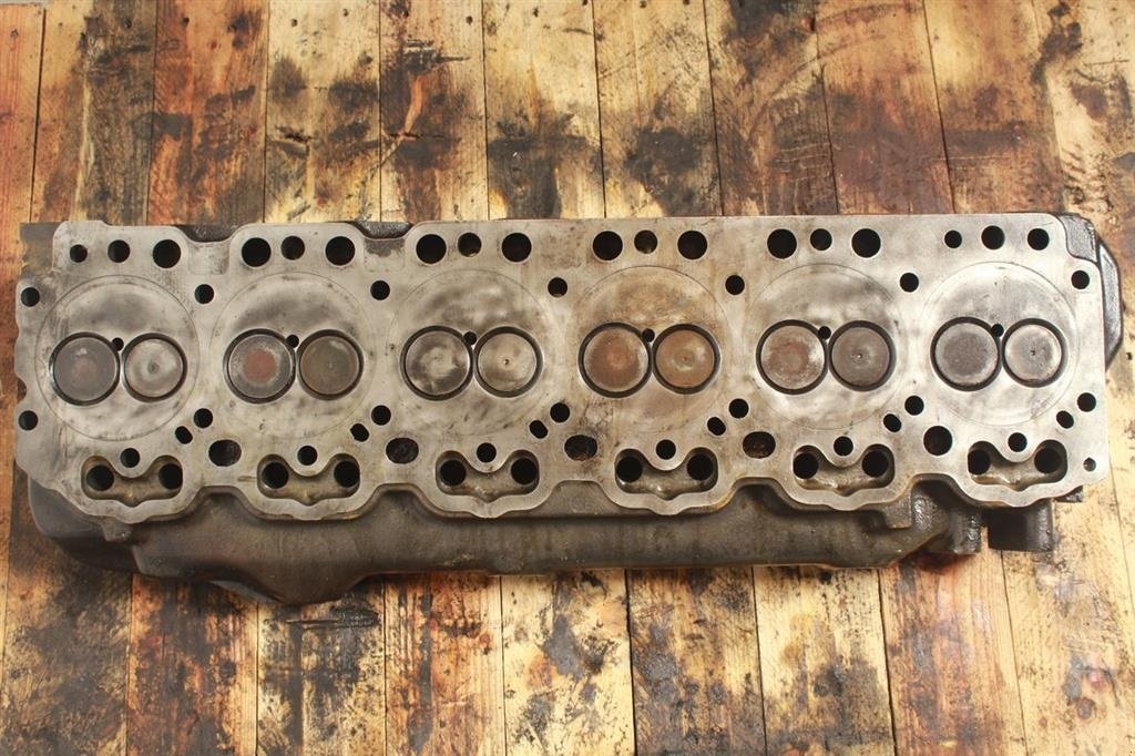 Sonstiges Traktorzubehör του τύπου Renault ARES Topstykke / Cylinder Head, Gebrauchtmaschine σε Viborg (Φωτογραφία 2)