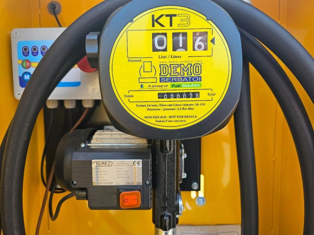 Sonstiges Traktorzubehör van het type Sonstige Diversen Diesel tank 2000l nieuw! Diesel cointaner 2024, Gebrauchtmaschine in Scherpenzeel (Foto 9)