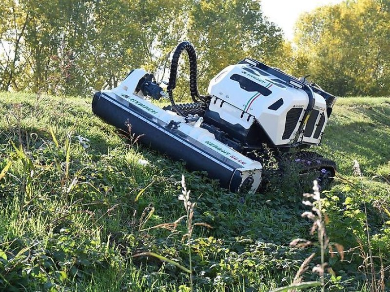 Sonstiges Traktorzubehör van het type Sonstige Hymach 50 LE Mulchraupe Mähraupe Funkraupe Forstraupe Geräteträge, Gebrauchtmaschine in Schmallenberg (Foto 1)