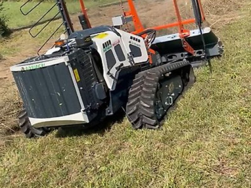 Sonstiges Traktorzubehör tip Sonstige Hymach 50C ILE Funkraupe Mulchraupe Geräteträger Mähraupe Raupe, Gebrauchtmaschine in Schmallenberg (Poză 1)