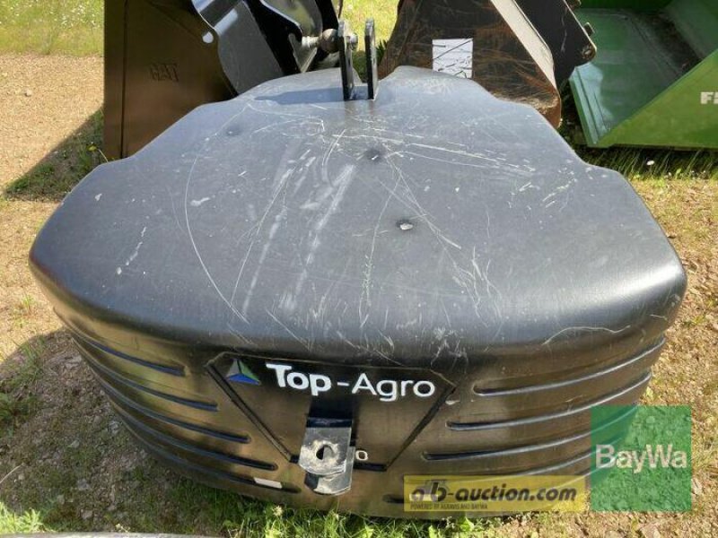 Sonstiges Traktorzubehör del tipo Sonstige TOP-AGRO FRONTGEWICHT 2.500 KG, Gebrauchtmaschine en Großweitzschen (Imagen 1)