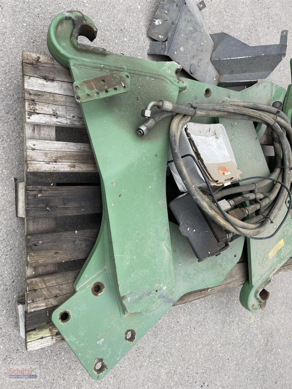 Sonstiges Traktorzubehör des Typs Stoll Frontladerkonsole Fendt Vario 300 309 310 311 312, Gebrauchtmaschine in Schierling (Bild 4)