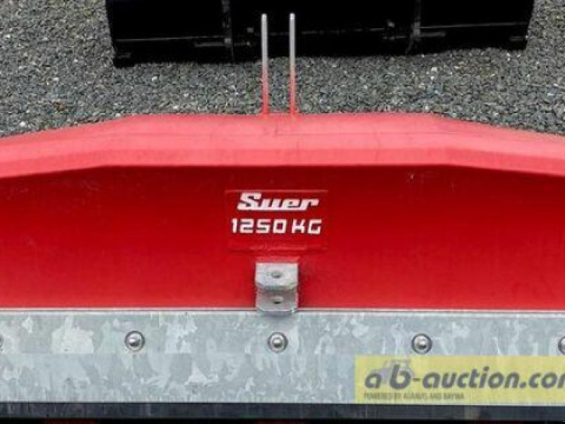 Sonstiges Traktorzubehör του τύπου Suer SBS 1250 STAHLBETONGEWICHT, Neumaschine σε Straubing