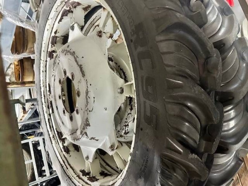 Sonstiges Traktorzubehör tipa Taurus 270/95R44 op velg, Gebrauchtmaschine u Marknesse (Slika 1)