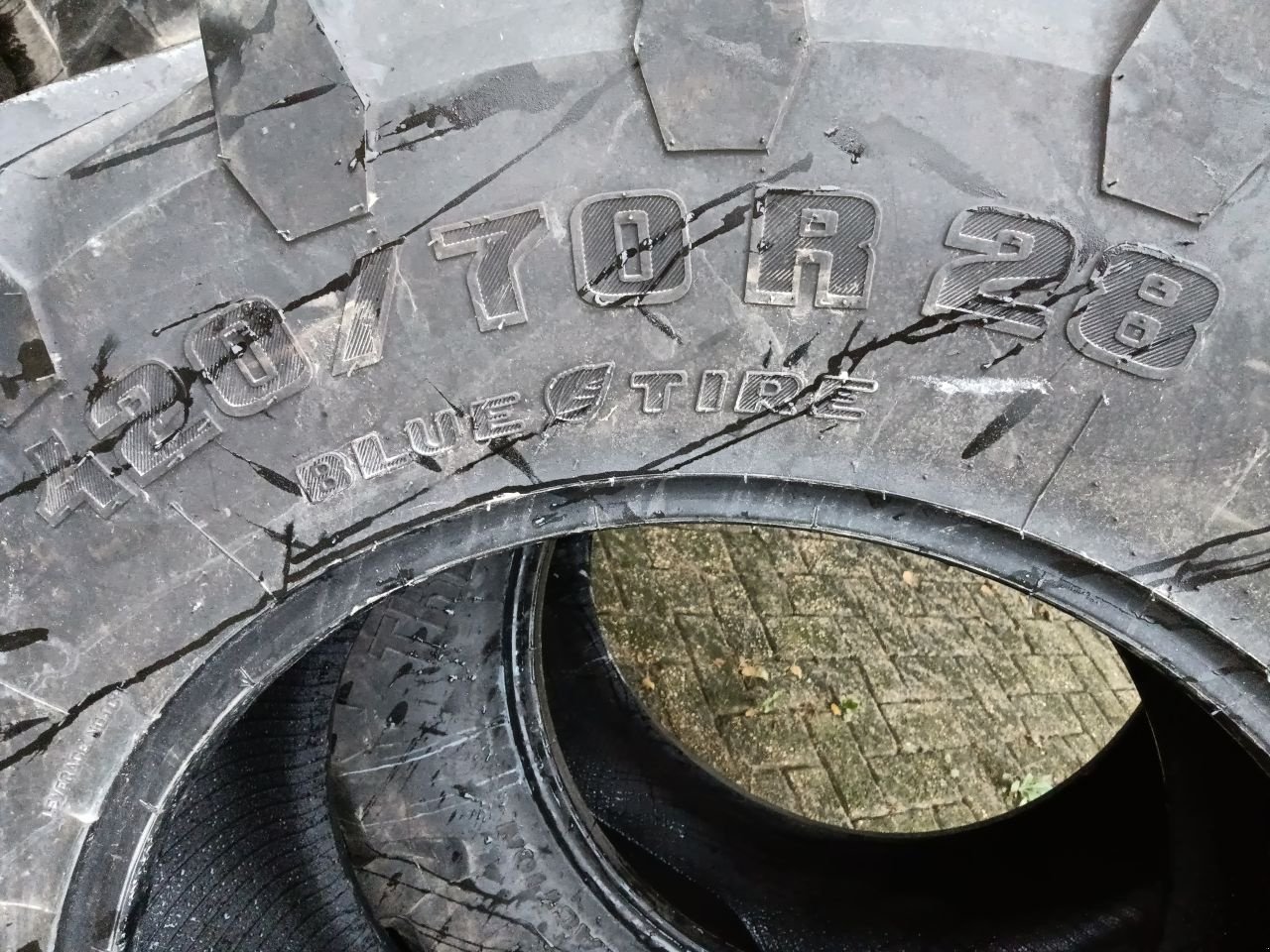 Sonstiges Traktorzubehör του τύπου Trelleborg 420/70R28. 520/70R38, Gebrauchtmaschine σε Loosbroek (Φωτογραφία 2)