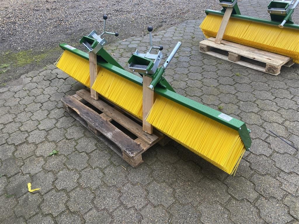 Sonstiges Zubehör del tipo Düvelsdorf Kost til pallegafler, 225 cm, Gebrauchtmaschine en Skive (Imagen 1)