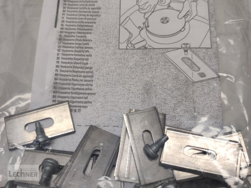 Sonstiges Zubehör Türe ait Husqvarna Automower Messer Endurance Original – SET 45 Stück, Neumaschine içinde Bad Abbach-Dünzling (resim 1)