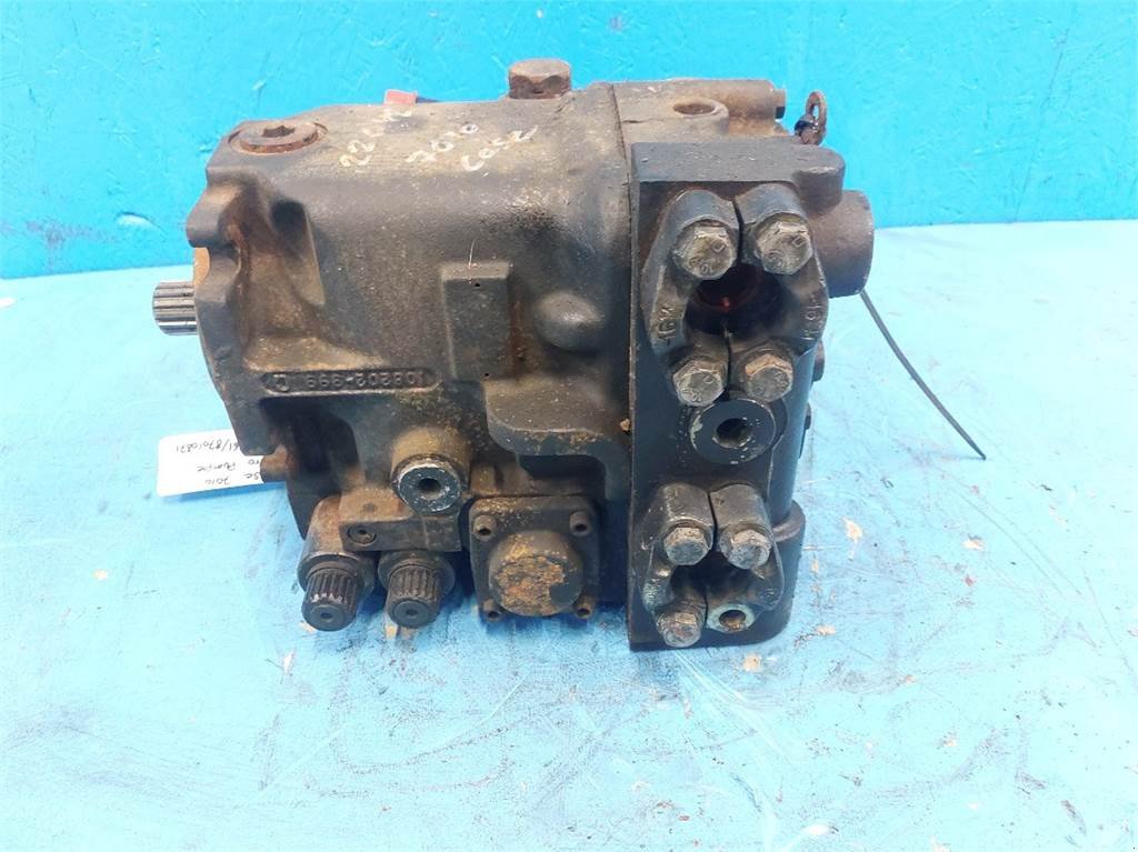 Sonstiges typu Case IH 7010 Hydrostat pumpe 87011461, Gebrauchtmaschine w Hemmet (Zdjęcie 8)