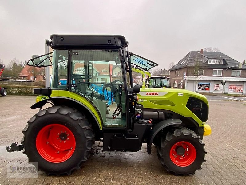 Sonstiges of the type CLAAS NEXOS 260, ausstellbare Frontscheibe, Kriechgang, Höchstgeschwindigkeit mit reduzierter Drehzahl, Gebrauchtmaschine in Asendorf (Picture 5)