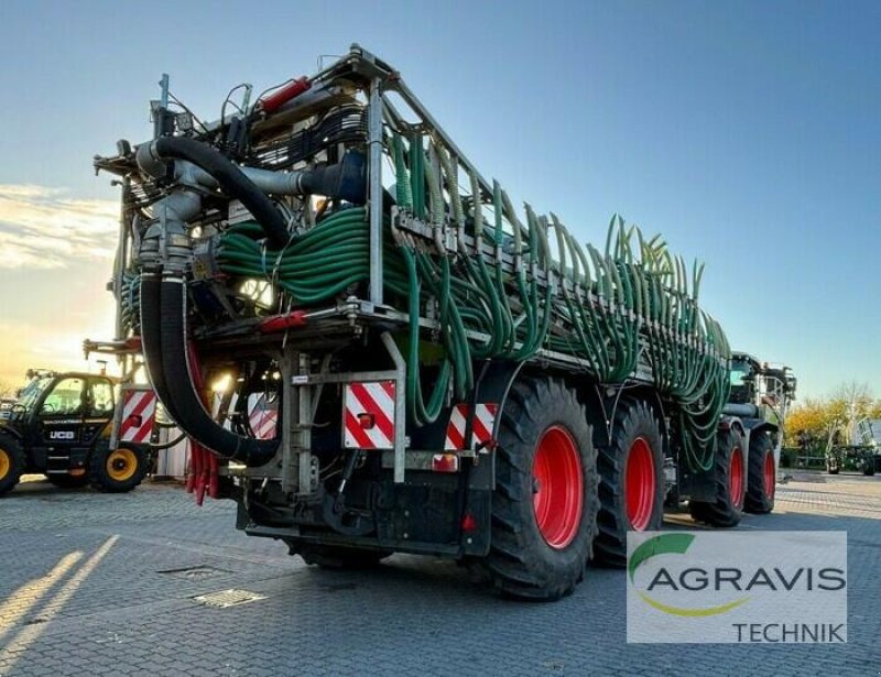 Sonstiges of the type CLAAS XERION 4000 SADDLE TRAC, Gebrauchtmaschine in Calbe / Saale (Picture 5)