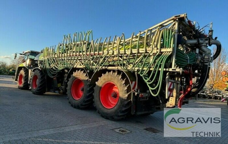 Sonstiges of the type CLAAS XERION 4000 SADDLE TRAC, Gebrauchtmaschine in Calbe / Saale (Picture 3)