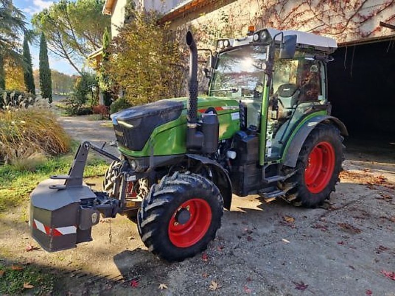 Sonstiges Türe ait Fendt 210F Gen3 PROFI Setting2, Gebrauchtmaschine içinde PEYROLE (resim 1)