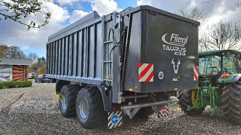 Sonstiges van het type Fliegl Gigant ASW 281 Taurus Fox, Vorführmaschine in Albersdorf (Foto 2)