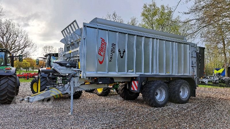 Sonstiges van het type Fliegl Gigant ASW 281 Taurus Fox, Vorführmaschine in Albersdorf (Foto 1)