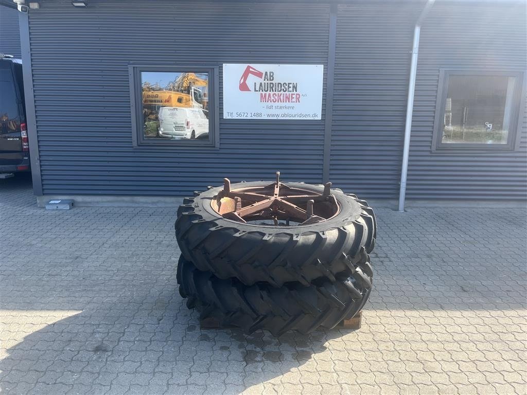 Sonstiges типа GoodYear Tvillingehjul til traktor, Gebrauchtmaschine в Rønnede (Фотография 1)