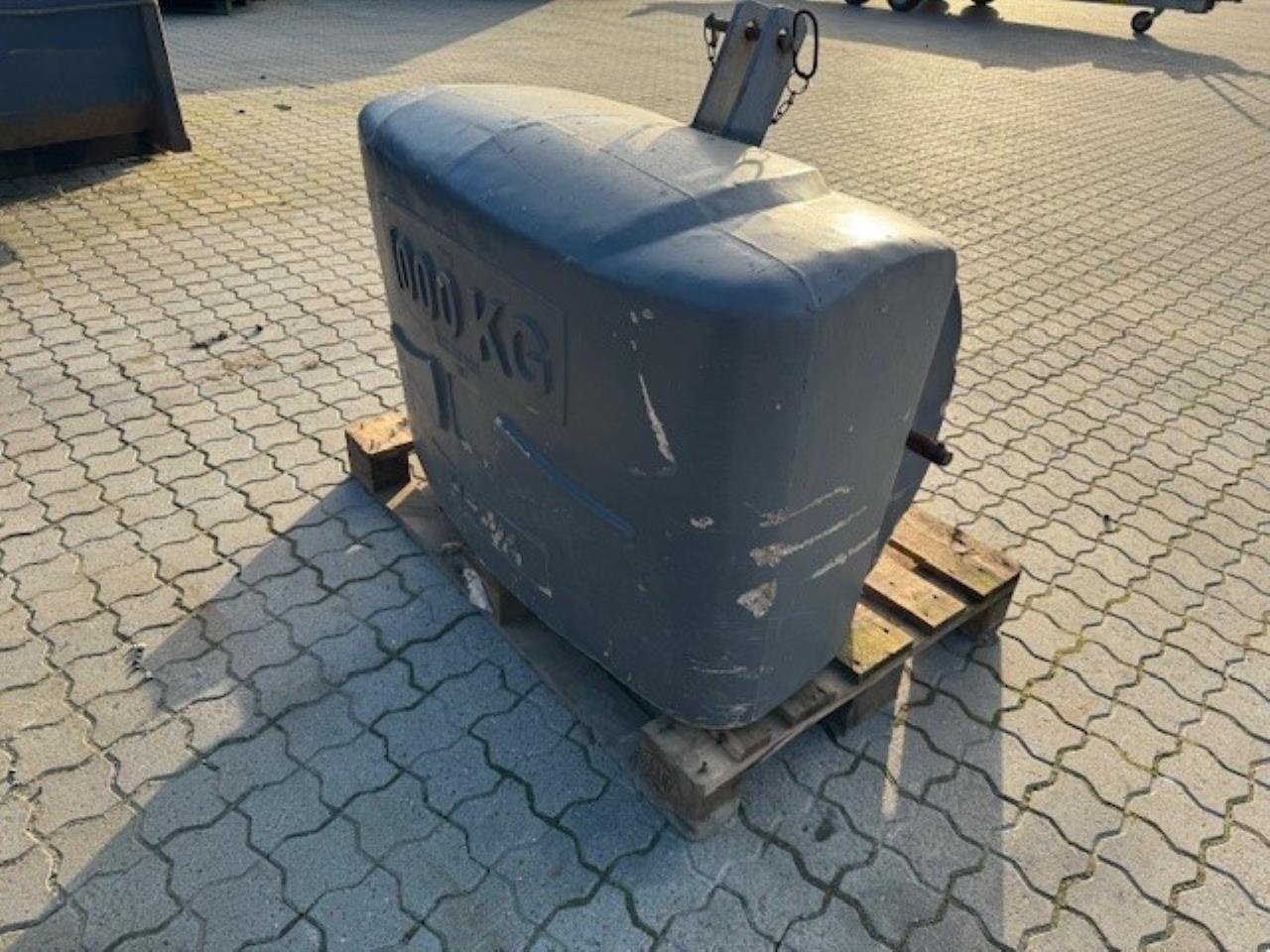 Sonstiges del tipo HE-VA 1000 KG. FRONTVÆGT, Gebrauchtmaschine In Viborg (Immagine 1)