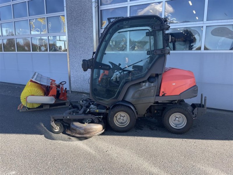 Sonstiges του τύπου Husqvarna P 525D med kabine Inkl. 155cm klipper og 135cm kost, Gebrauchtmaschine σε Holstebro (Φωτογραφία 1)