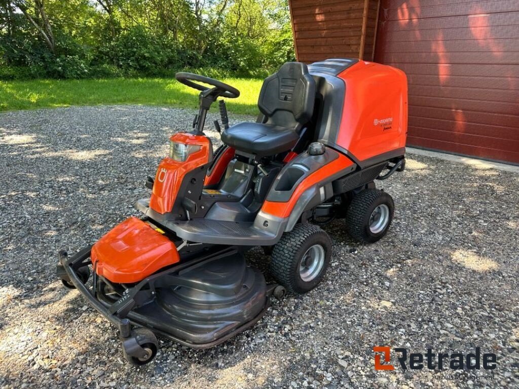 Sonstiges типа Husqvarna RC 320Ts AWD, Gebrauchtmaschine в Rødovre (Фотография 1)