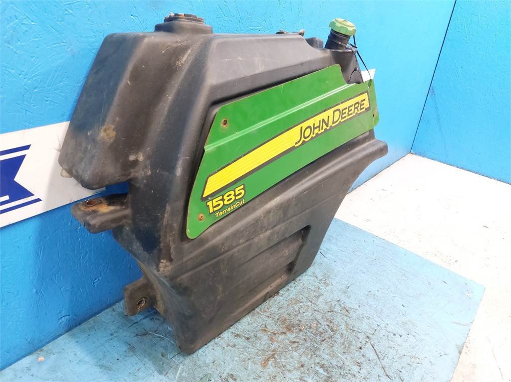 Sonstiges des Typs John Deere 1585 TerrainCut Dieseltank TCA25430, Gebrauchtmaschine in Hemmet (Bild 15)