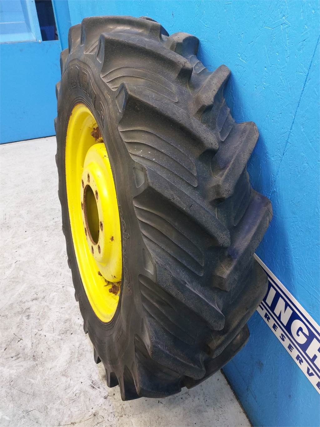 Sonstiges от тип John Deere 28 12.4-R28, Gebrauchtmaschine в Hemmet (Снимка 5)