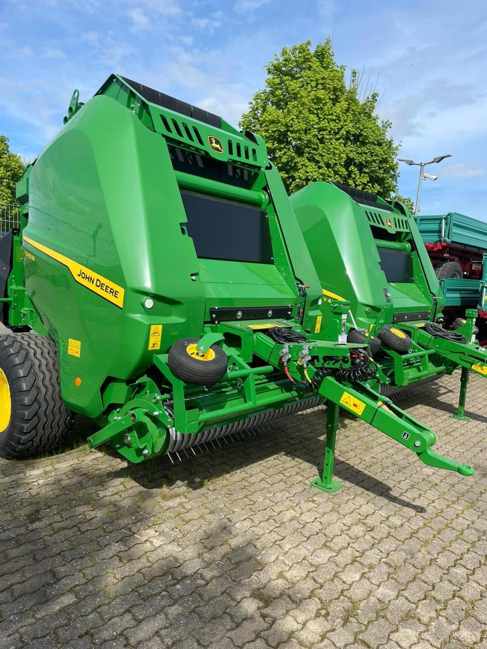 Sonstiges des Typs John Deere V461M DEMO ISO Bus, Gebrauchtmaschine in Niederkirchen (Bild 2)